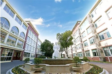 蘇州工業(yè)園區(qū)外國語學(xué)校